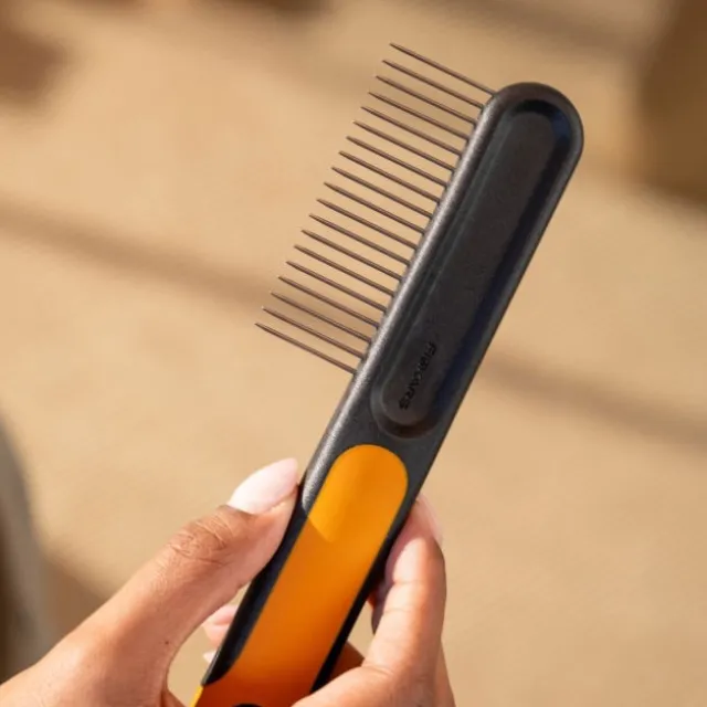 Fiskars Wide toothed Gles Kam